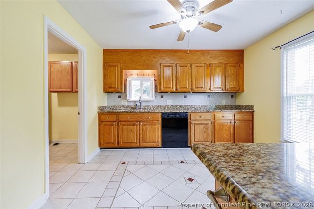 209 Old Farm Road, Raeford, NC 28376