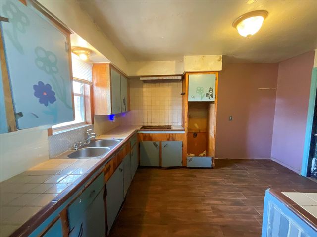 8902 Kentshire Drive, Houston, TX 77078