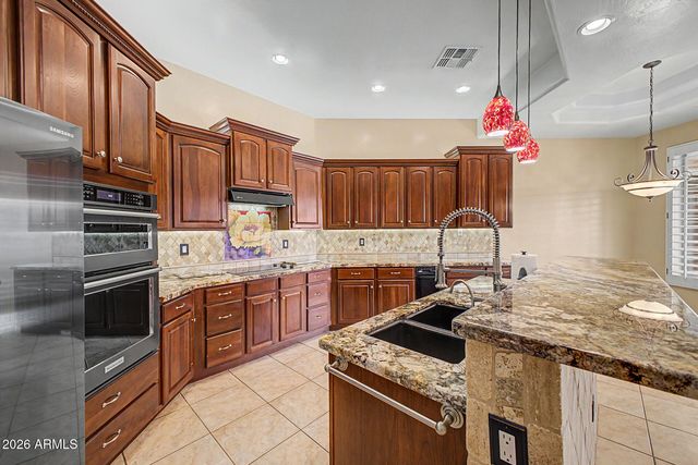 24414 N 43rd Drive, Glendale, AZ 85310