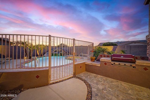 24414 N 43rd Drive, Glendale, AZ 85310