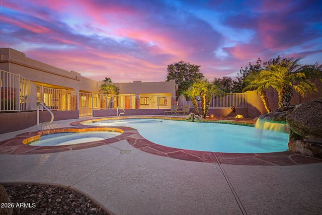 24414 N 43rd Drive, Glendale, AZ 85310