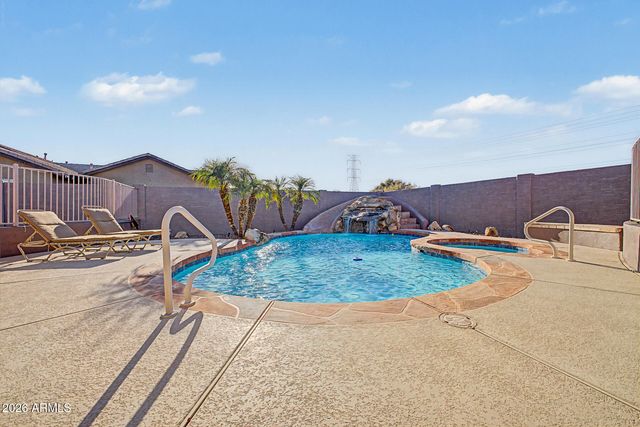 24414 N 43rd Drive, Glendale, AZ 85310