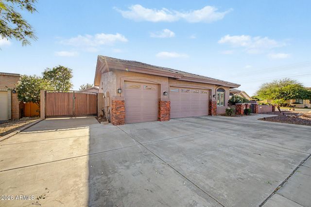 24414 N 43rd Drive, Glendale, AZ 85310