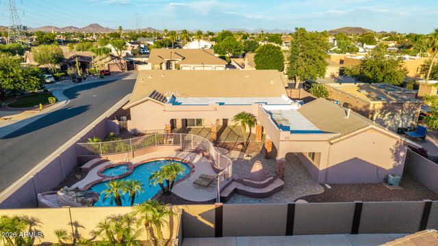 24414 N 43rd Drive, Glendale, AZ 85310