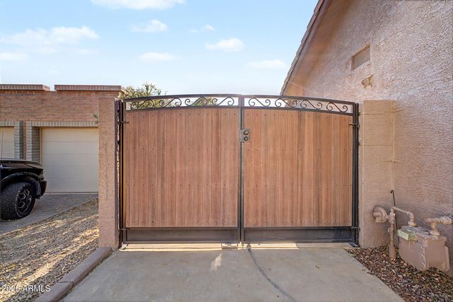 24414 N 43rd Drive, Glendale, AZ 85310
