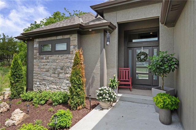 4913 NW 70th Terrace, Kansas City, MO 64151
