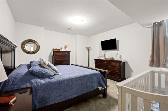 4913 NW 70th Terrace, Kansas City, MO 64151