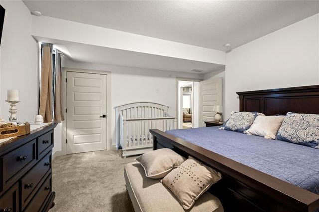 4913 NW 70th Terrace, Kansas City, MO 64151