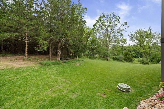 4913 NW 70th Terrace, Kansas City, MO 64151