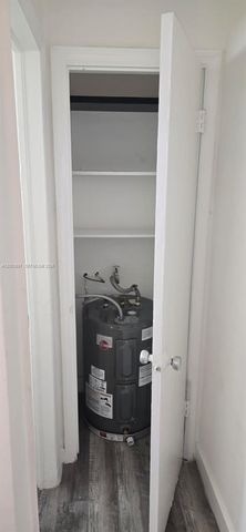 1910 NW 29th St 7, Miami, FL 33142