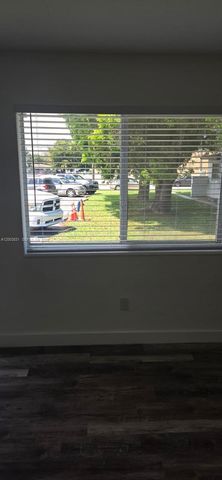 1910 NW 29th St 7, Miami, FL 33142