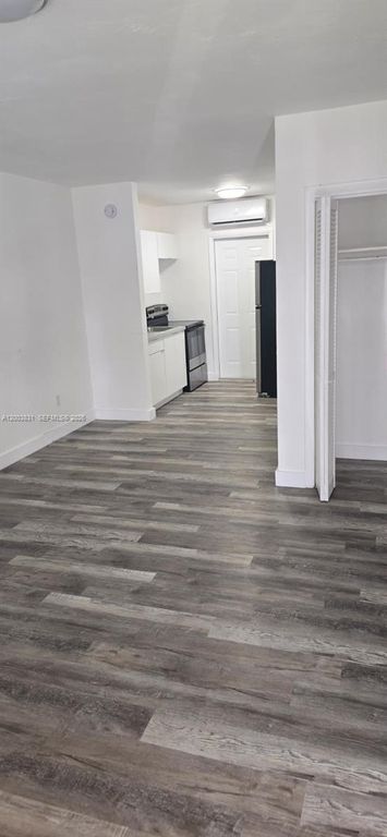 1910 NW 29th St 7, Miami, FL 33142