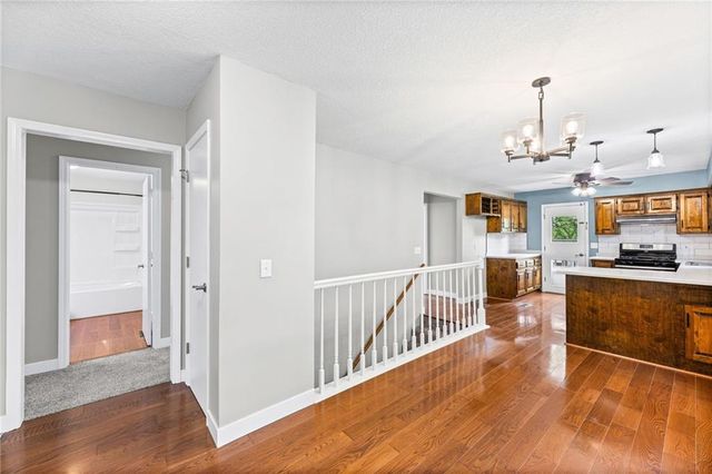 20875 251st Street, Tonganoxie, KS 66086