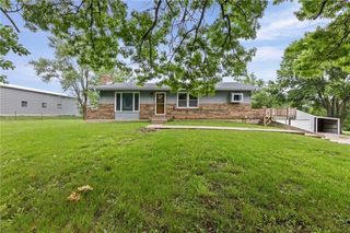 20875 251st Street, Tonganoxie, KS 66086