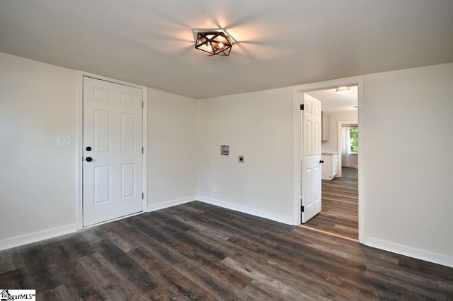 14 Pear Street, Greenville, SC 29609