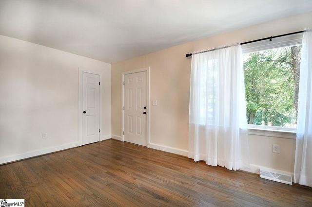 14 Pear Street, Greenville, SC 29609