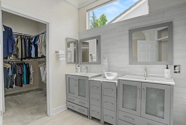 7122 Dream Inn Ln, Roseville, CA 95747