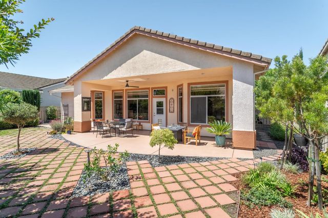 7122 Dream Inn Ln, Roseville, CA 95747