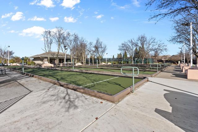 7122 Dream Inn Ln, Roseville, CA 95747