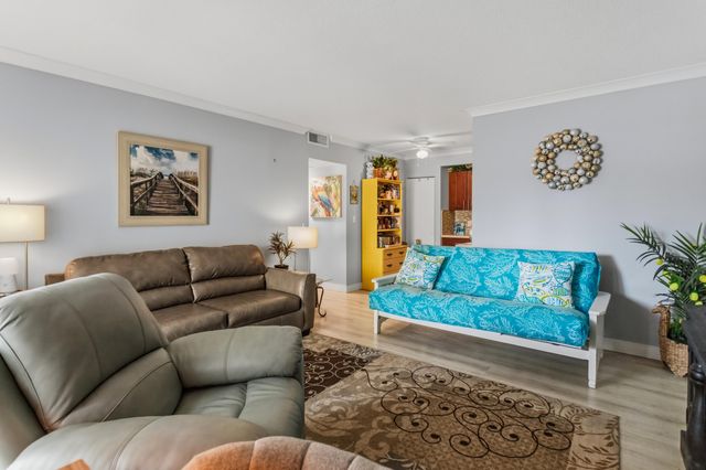 101 E Mcnab Road 408, Pompano Beach, FL 33060