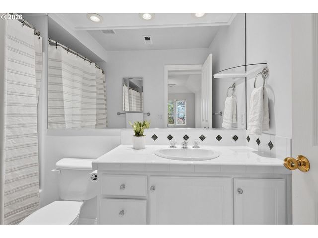 15347 Nw ABERDEEN Dr, Portland, OR 97229