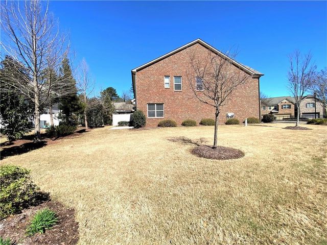 2186 Hillview Drive NE, Atlanta, GA 30329