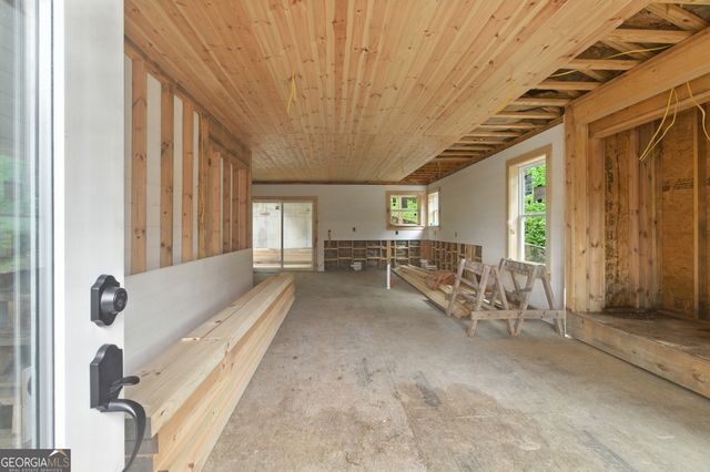 668 Mountainside Drive, Rabun Gap, GA 30568