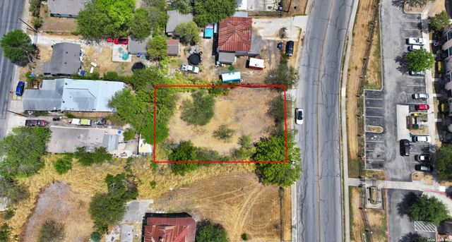 4515 W Martin St, San Antonio, TX 78237