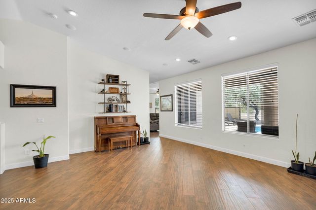 21718 E CHERRYWOOD Drive, Queen Creek, AZ 85142