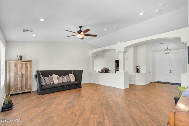 21718 E CHERRYWOOD Drive, Queen Creek, AZ 85142