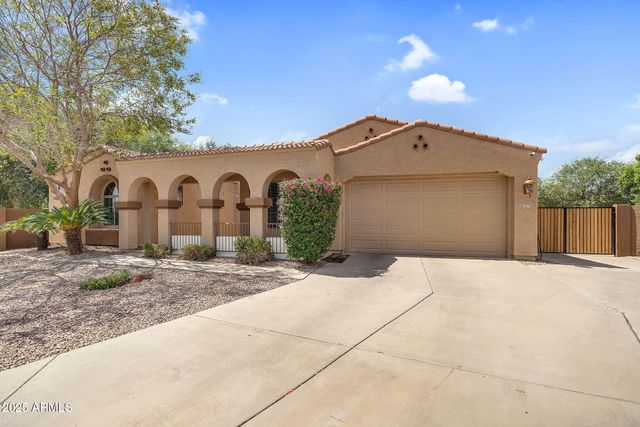 21718 E CHERRYWOOD Drive, Queen Creek, AZ 85142