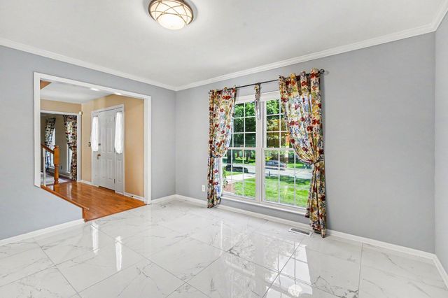 8187 Heatherwood Drive, Florence, KY 41042