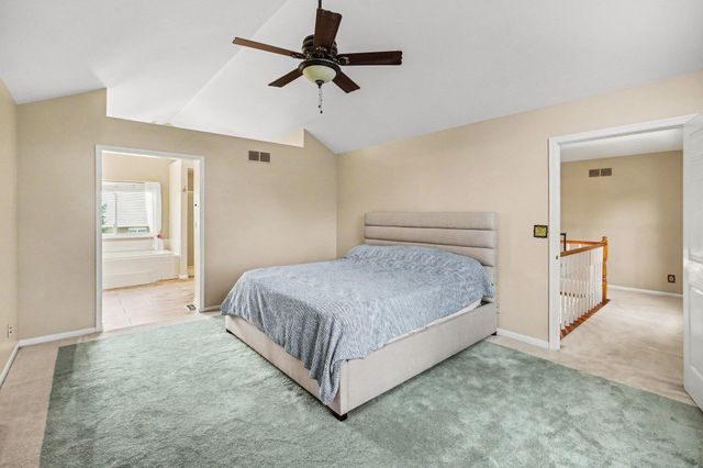8187 Heatherwood Drive, Florence, KY 41042