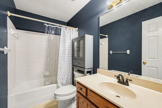 8187 Heatherwood Drive, Florence, KY 41042