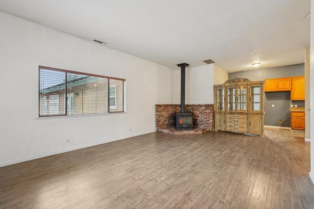 20750 Canyon View Dr, Jackson, CA 95642