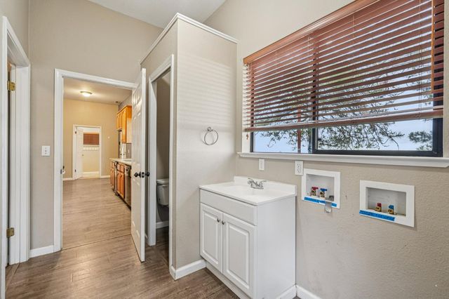 20750 Canyon View Dr, Jackson, CA 95642