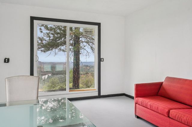 20750 Canyon View Dr, Jackson, CA 95642