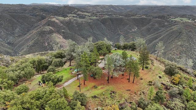 20750 Canyon View Dr, Jackson, CA 95642