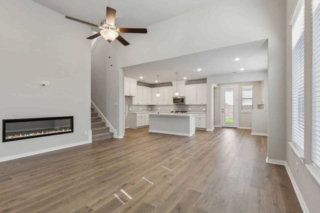 3834 Belleview Place, Heartland, TX 75114
