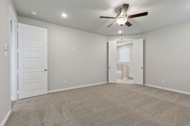 3834 Belleview Place, Heartland, TX 75114