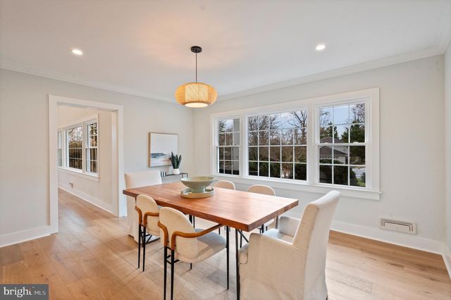 7204 REGENT DR, Alexandria, VA 22307