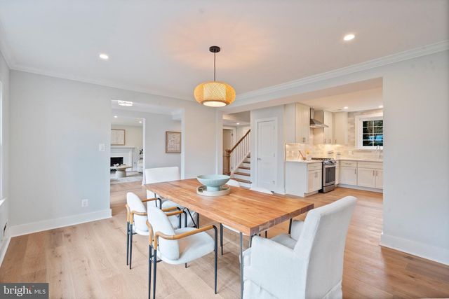 7204 REGENT DR, Alexandria, VA 22307