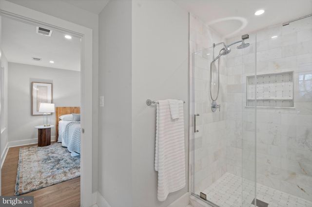 7204 REGENT DR, Alexandria, VA 22307