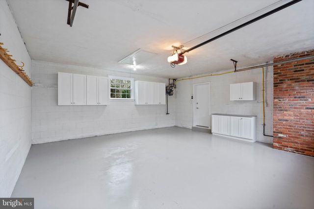 7204 REGENT DR, Alexandria, VA 22307