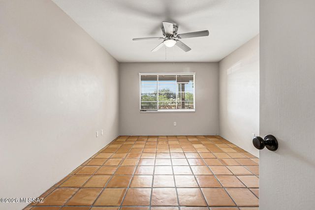 515 S La Canada Dr Unit C, Green Valley, AZ 85614