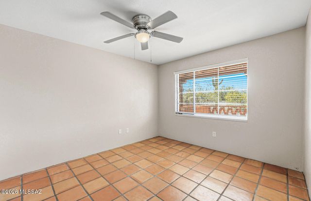 515 S La Canada Dr Unit C, Green Valley, AZ 85614