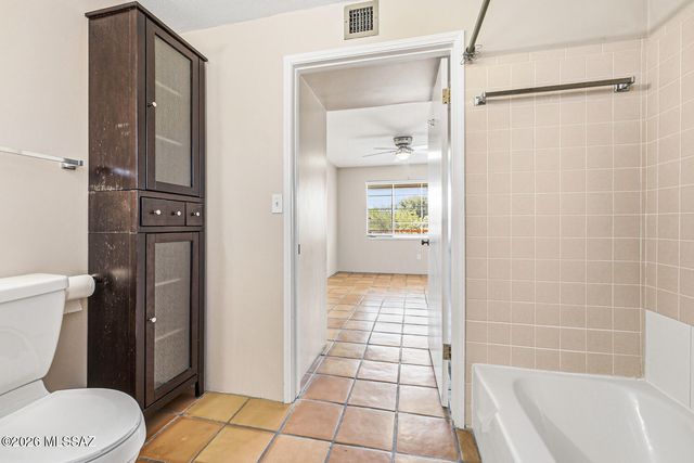 515 S La Canada Dr Unit C, Green Valley, AZ 85614