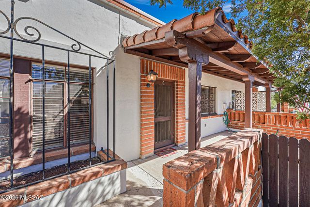 515 S La Canada Dr Unit C, Green Valley, AZ 85614