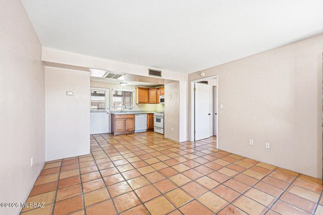 515 S La Canada Dr Unit C, Green Valley, AZ 85614