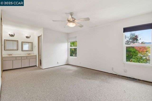 1135 Corrie Ln, Walnut Creek, CA 94597